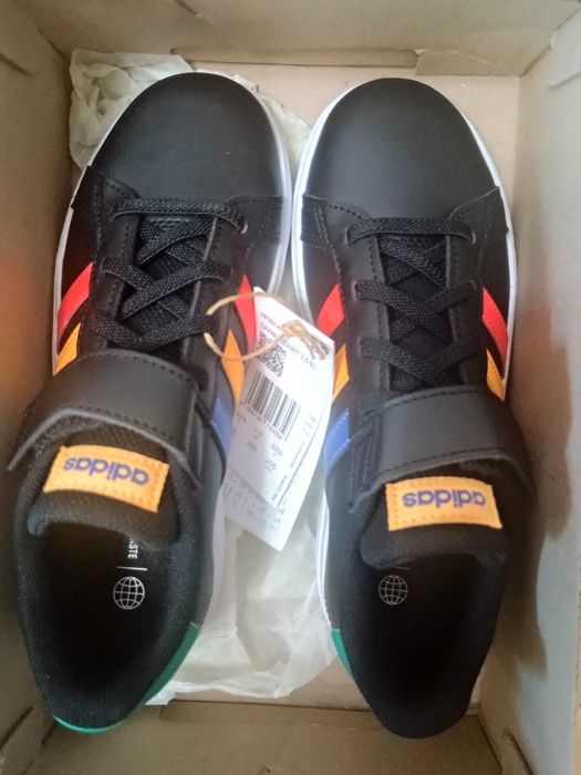 Детски маратонки за момче 33 1/2 adidas