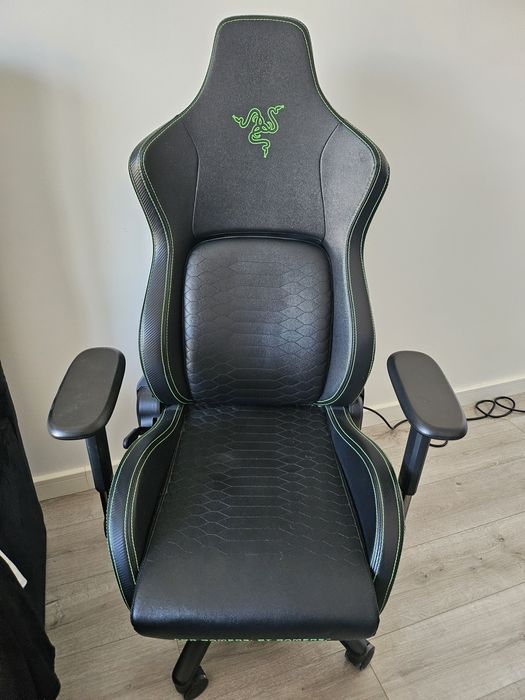 Scaun Gaming Razer Iskur