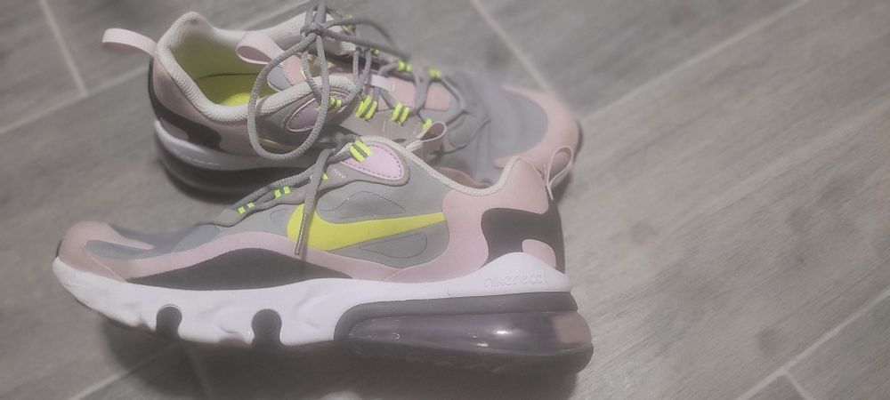 Nike Air Max 270 React GS