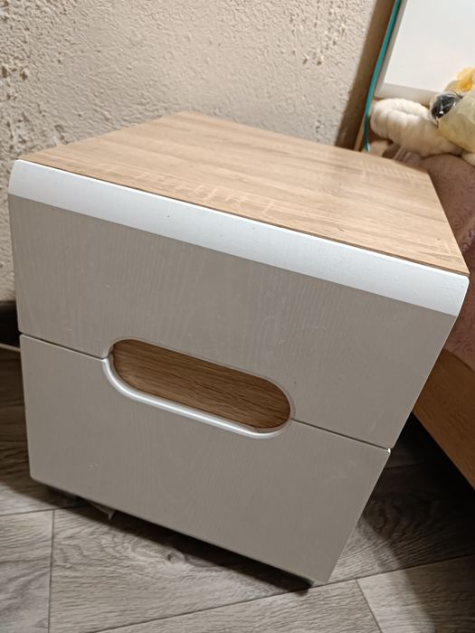 Продам спальный гарнитур