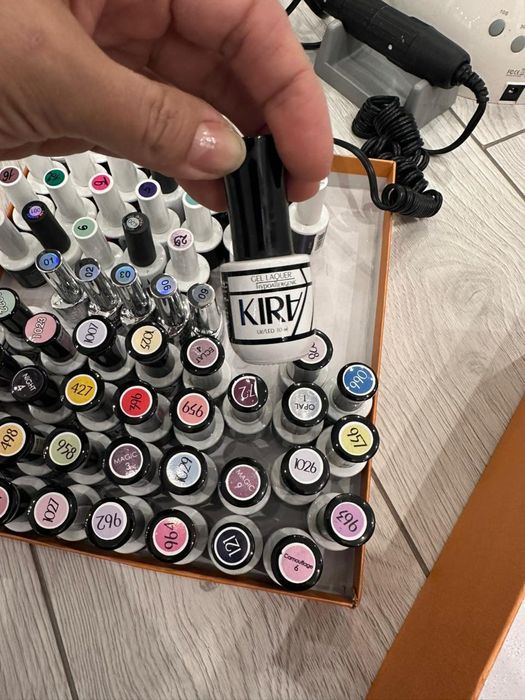 Для маникюра  350$