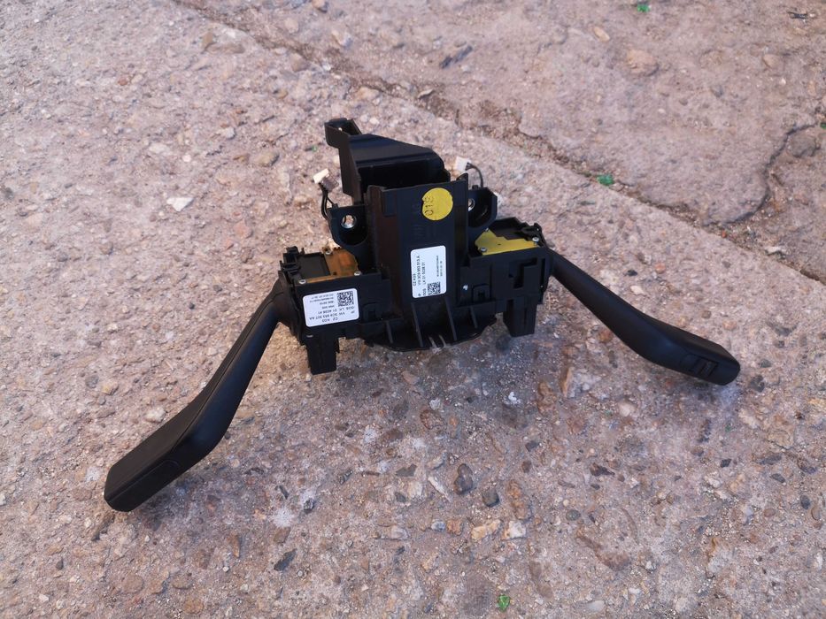 Лостче за мигачи и борд компютър