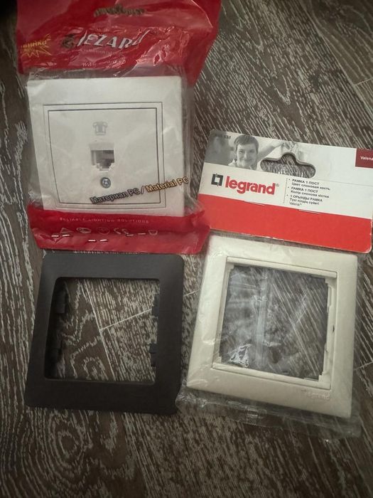 Продам розетку компьютерную