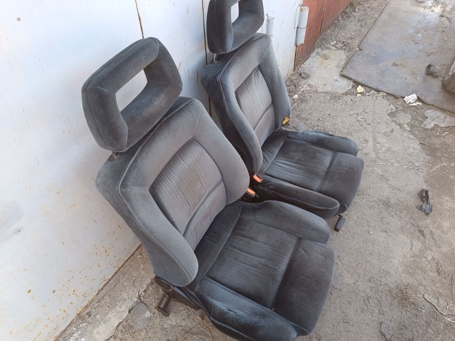 Комплект сидений Ауди 80 Б3