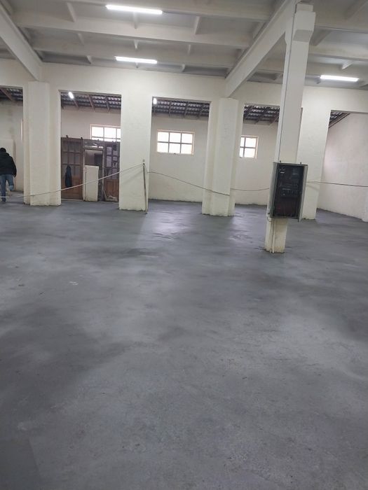 Сдается нежилое помещение 370 кв.м.для любых целей