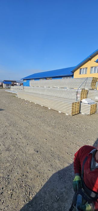 Vând Panouri sandwich transport gratuit!