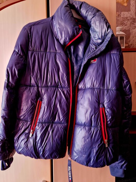 Продаю куртку Tommy Hilfiger