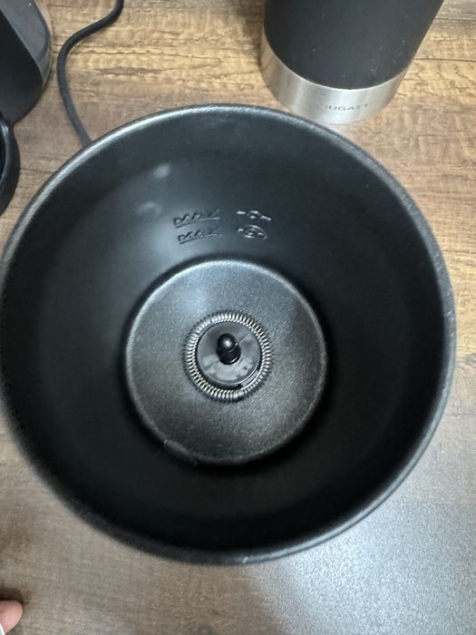 Уред за пяна на кафе