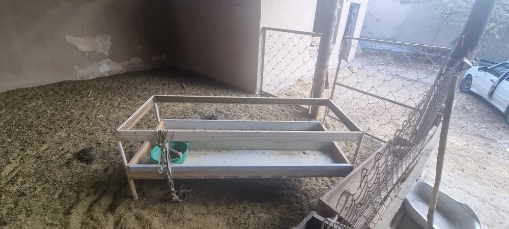 Продам Кормушку для СКОТИНЫ