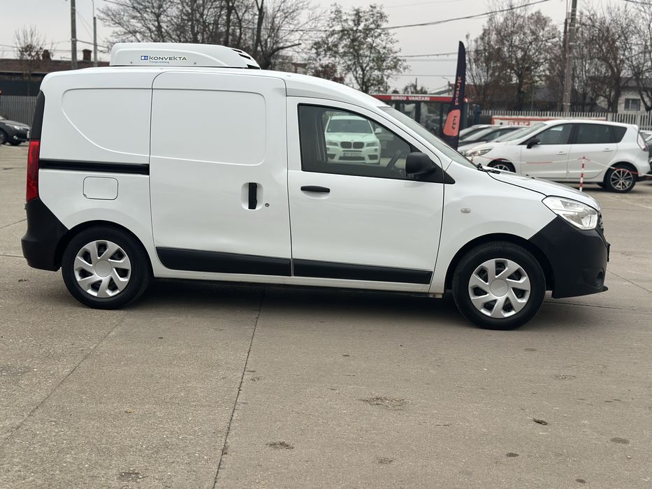Dacia dokker frigorifica 2017/ stare buna /benzina+ GPL/unic proprieta