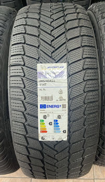 285/45/22 Michelin X-Ice Snow