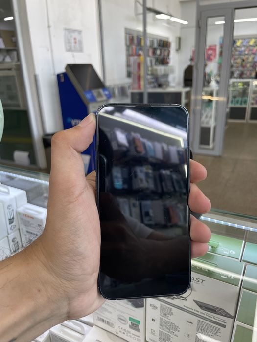 Продам iPhone 14 256GB