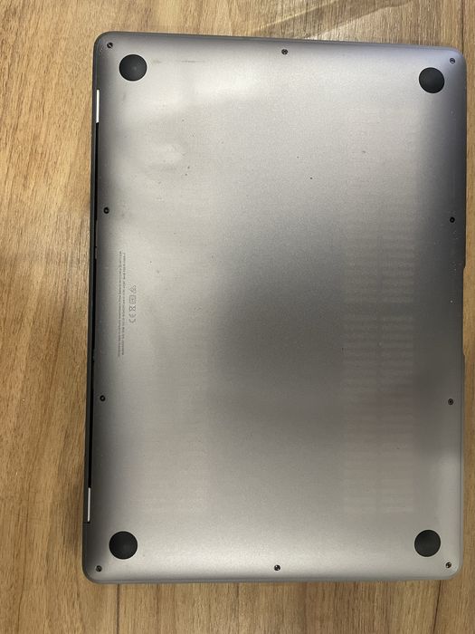Macbook Air 13 A 2337 Model