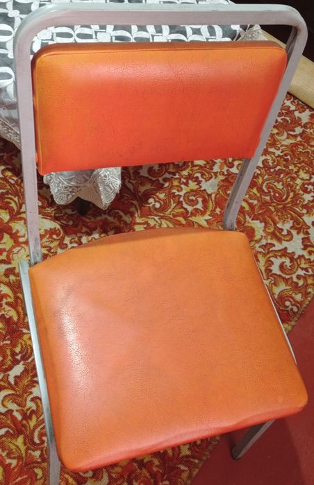 Стол стулья для кафе или дома