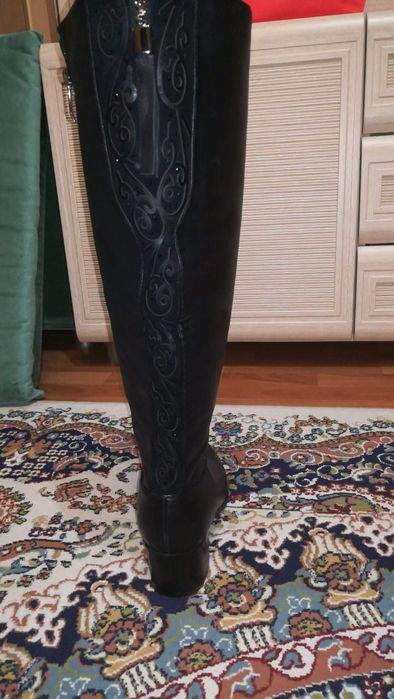 Сапоги жен.кожаные