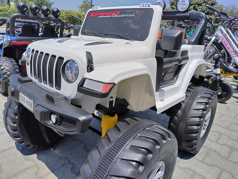 US Двуместен акумулаторен джип FUEGO 4x4