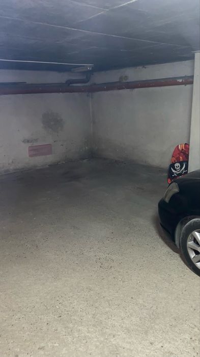 Подземно паркомясто в центъра на Пловдив