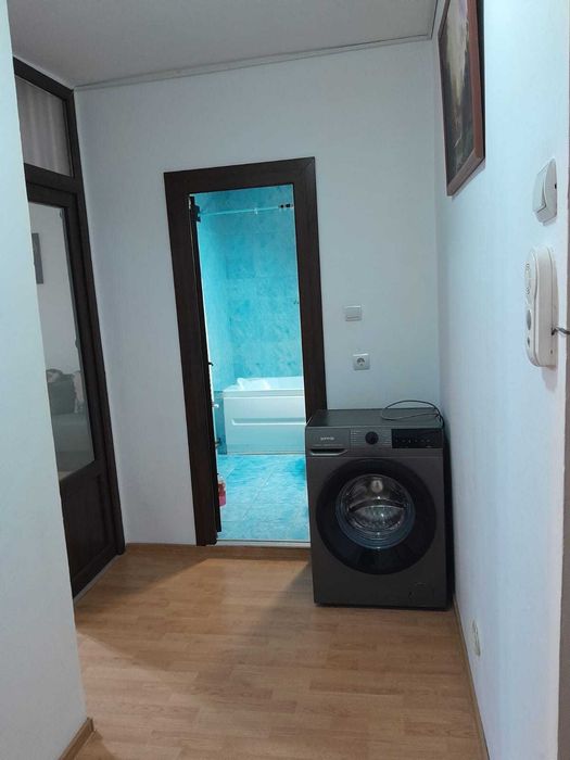 Inchiriez garsoniera