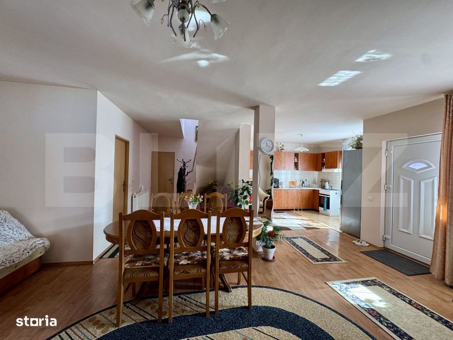 Vand casa 120 mp - 600 mp teren - individuala - Corunca