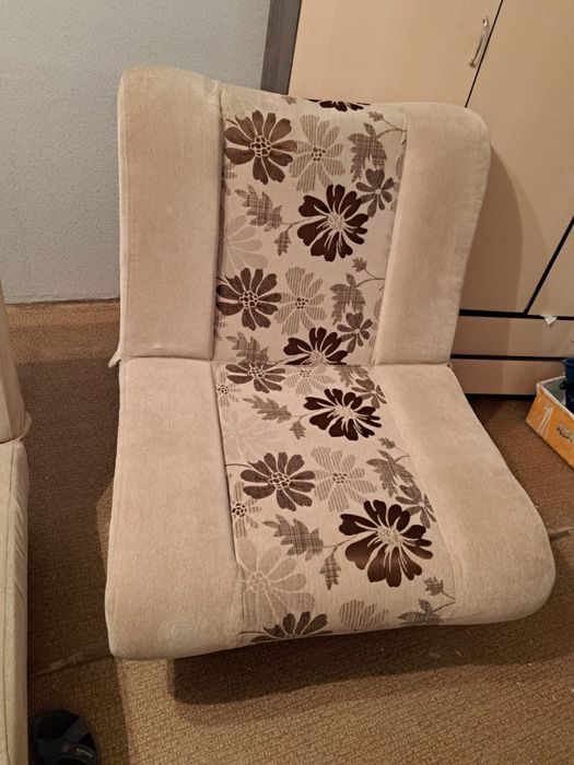 Продам диван и кресло