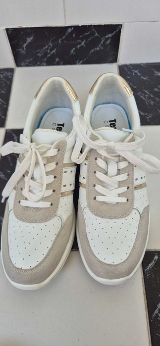 Маратонки  Tendenz