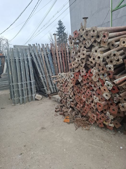 Închiriez schela  metallica si popi metalici ofer montaj și transport