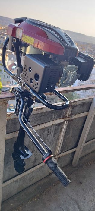 Извънбордов двигател