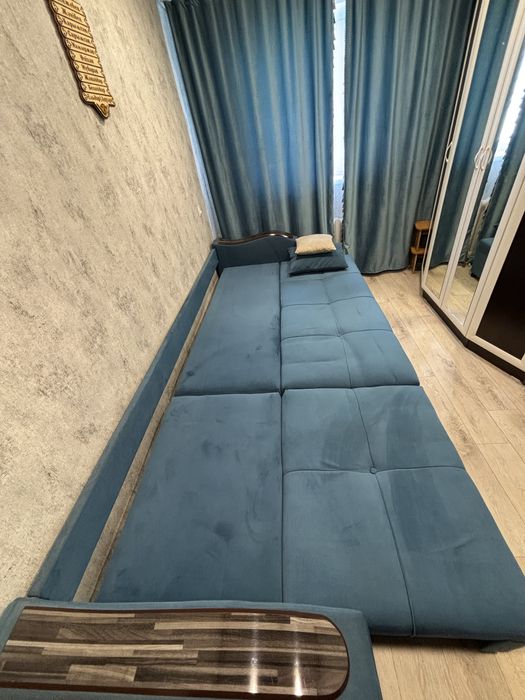 Продам диван в хорошем состояний.