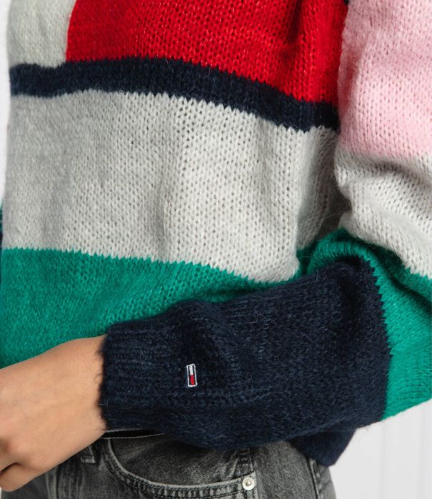 Tommy Jeans Bell Sleeve Flag sweater вълнен пуловер