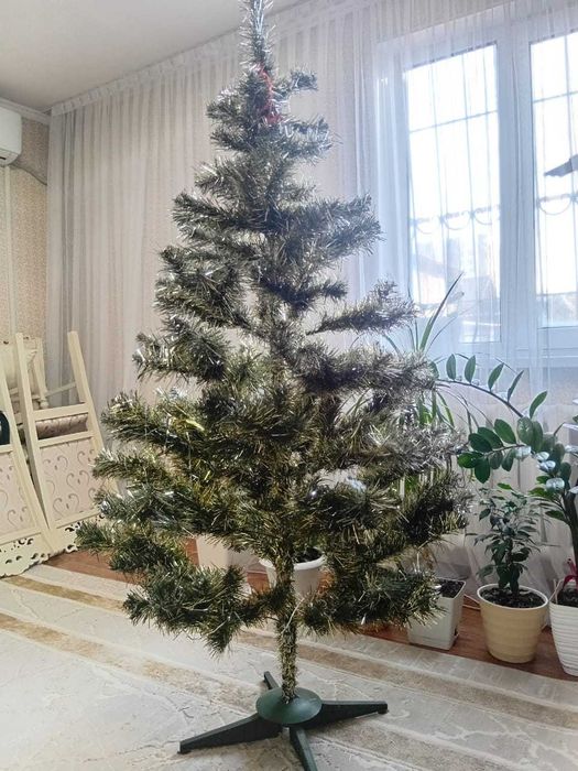 Искусственные ёлки