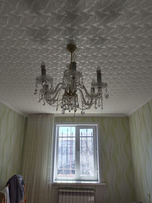 Продам 3 шт люстры