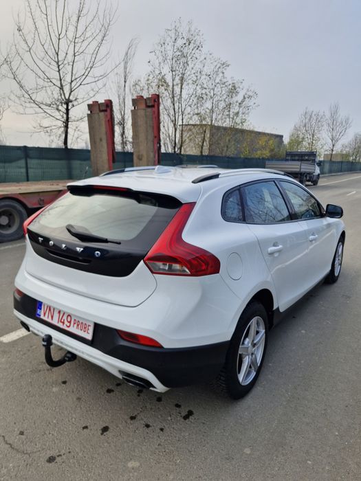 Volvo v40 cross-country d2,an 2015