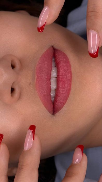 Micropigmentare buze, spranene si eyeliner
