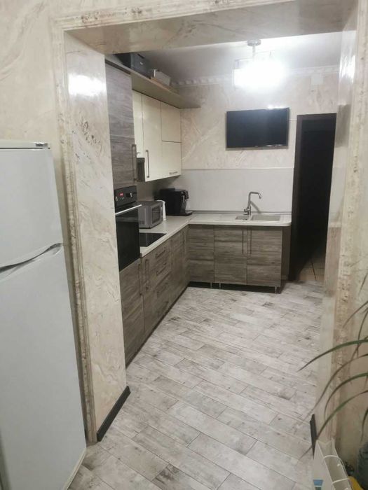 Дава се под наем Едностаен апартамент в София, Сухата река - 80 кв.м за 300 € - Снимка #1