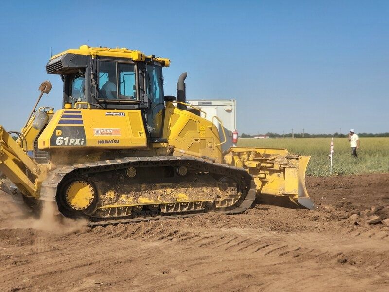 Buldozer de închiriat