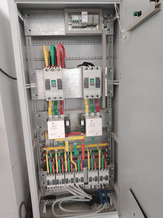 Электрик. Услуги электрика. Вызов электрика на дом. Частный. Вячяслав