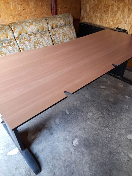 Masa mare pentru gradina, curte sau atelier