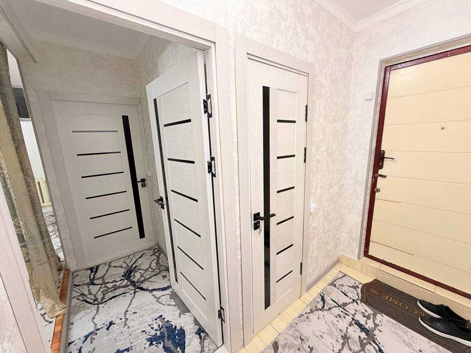 Продаётся 2х передел в 3х комн квартира на 1 этаже Горгаз Кафе Бахор