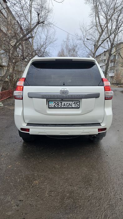 Аренда авто с водетелем