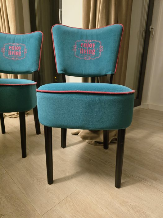 Set 2 scaune Dalin, turcuaz cu broderie roz