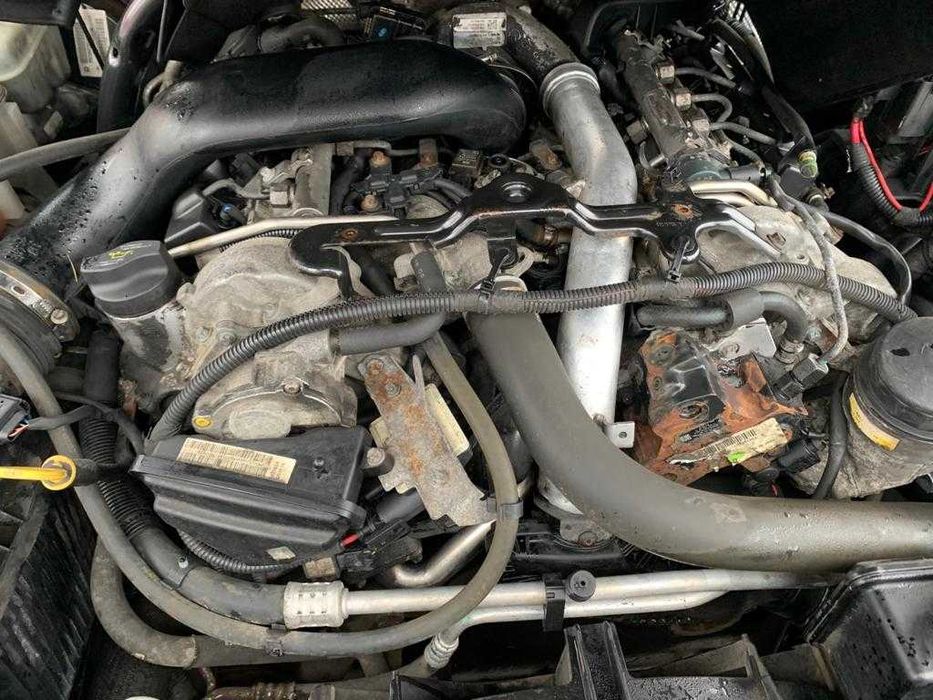 Dezmebrez jeep grand cherokee 3.0 D /motor,cutie/bara/far/aripa/capota