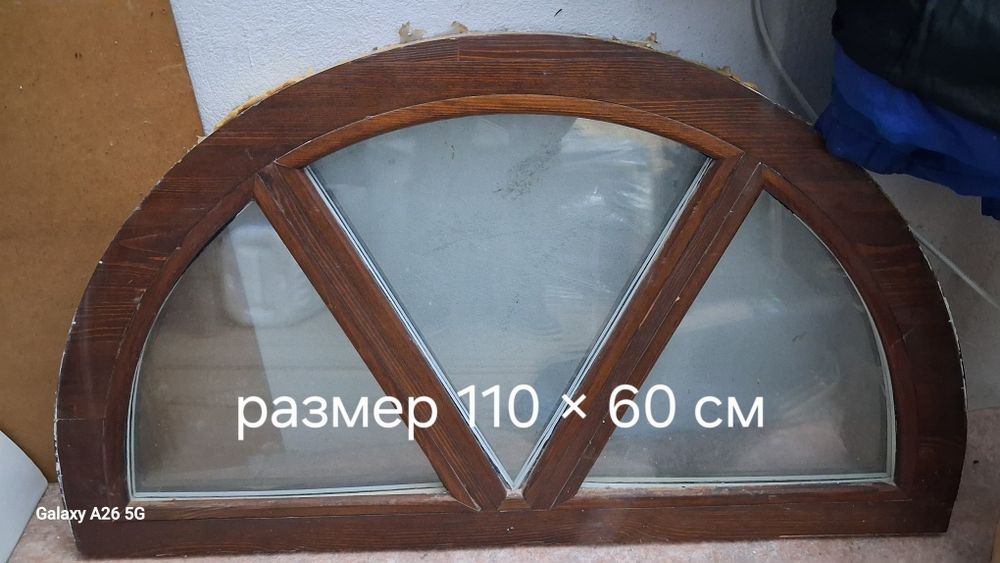 Окно из лиственницы