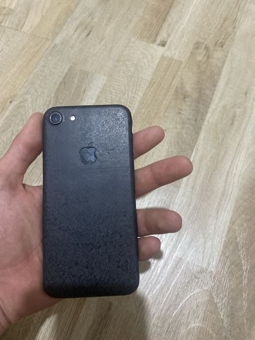 Iphone 7 128 useleni batareyka tru tone yoq bez otpichatka