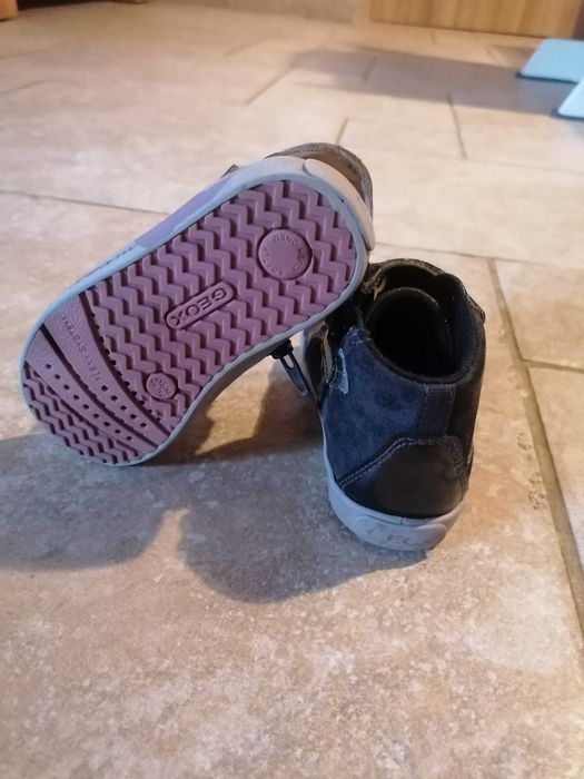 Ghete Geox fetite nr. 22