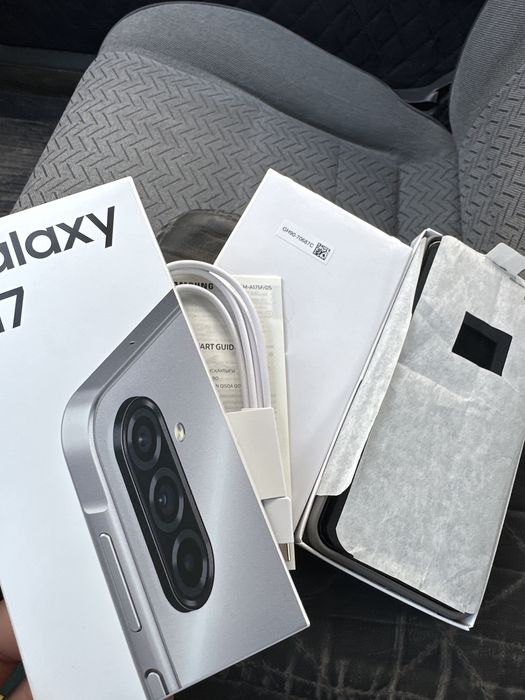 Samsung galaxy A17