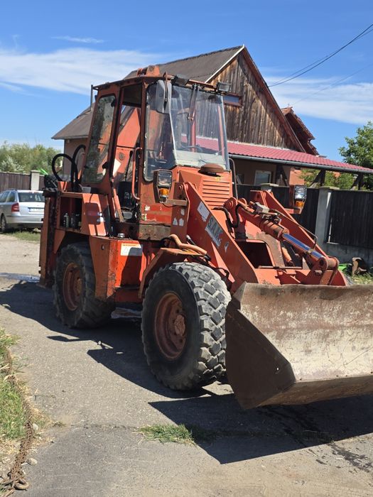 Buldoexcavator Fai 590 articulat