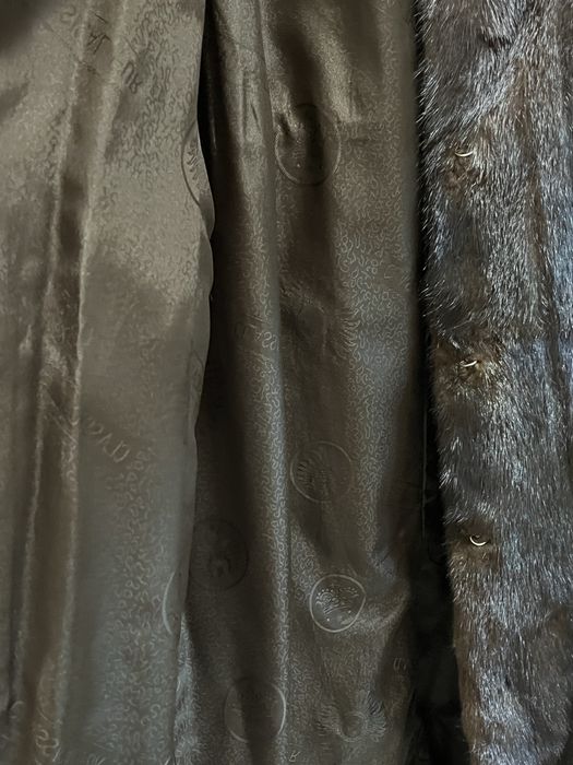 Продам норковую шубу