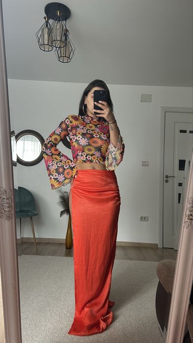 Set fusta cu bluza