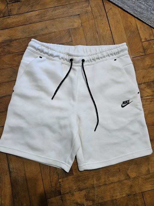 Къси панталони Nike tech fleece