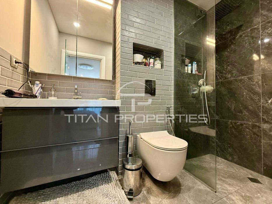 Двуетажна къща Беломорски